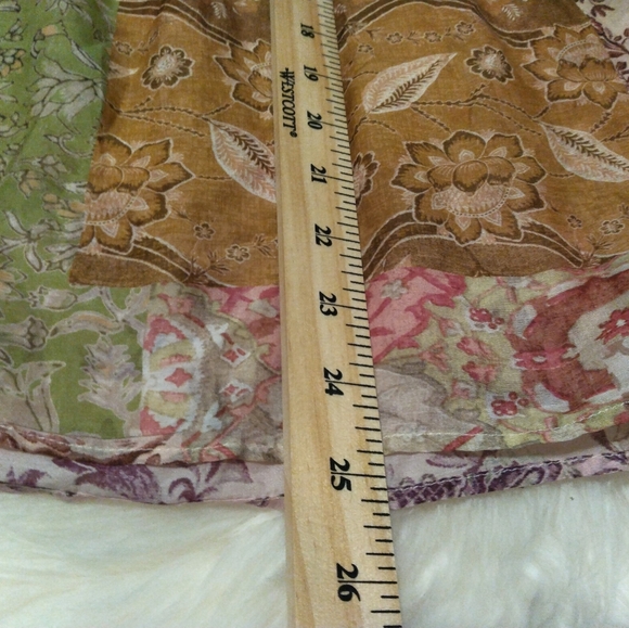 Johnny Was Bertha Floral Patchwork V-Neck Blouse Size XL - Picture 8 of 8